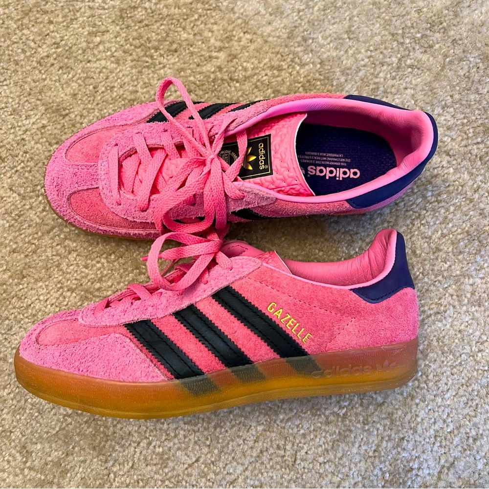 Adidas gazelle indoor bliss pink & navy women’s size 5